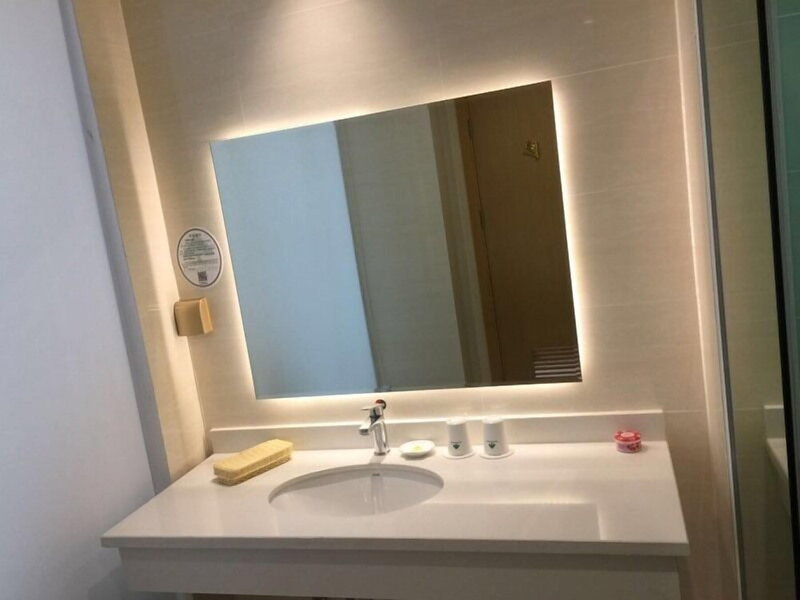 GreenTree Inn Xingtairen People St Business Hotel, Xingtai, China
