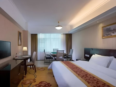 Vienna Hotel (Shenzhen Bao'an Centre Liutang Metro Station), Shenzhen, China