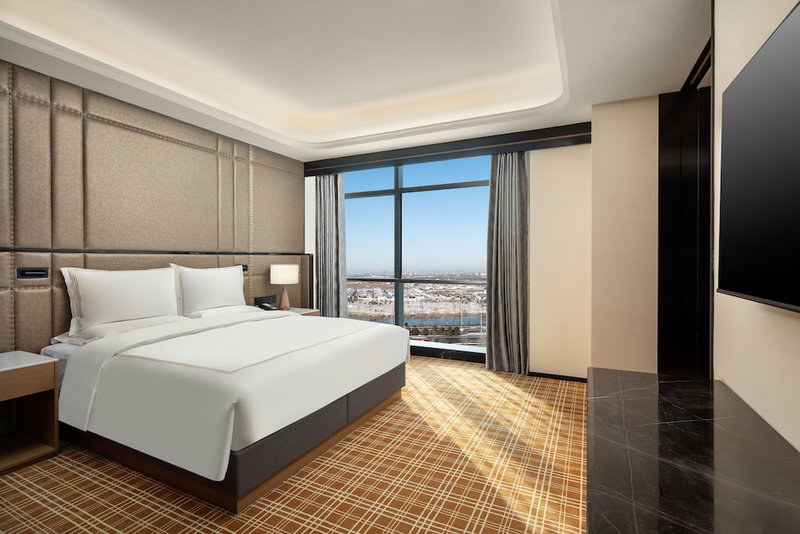 La Quinta by Wyndham Weifang South, Weifang, China