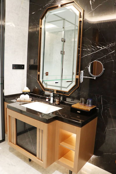 La Quinta by Wyndham Weifang South, Weifang, China