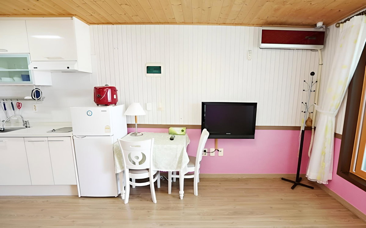 Boryeong Blue Heights Pension, South Korea