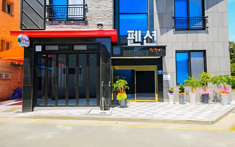 Boryeong Snail Pension, Boryeong, South Korea