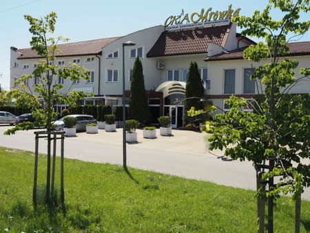 Centrum Konferencyjno-Apartamentowe Mrówka, Warsaw, Poland