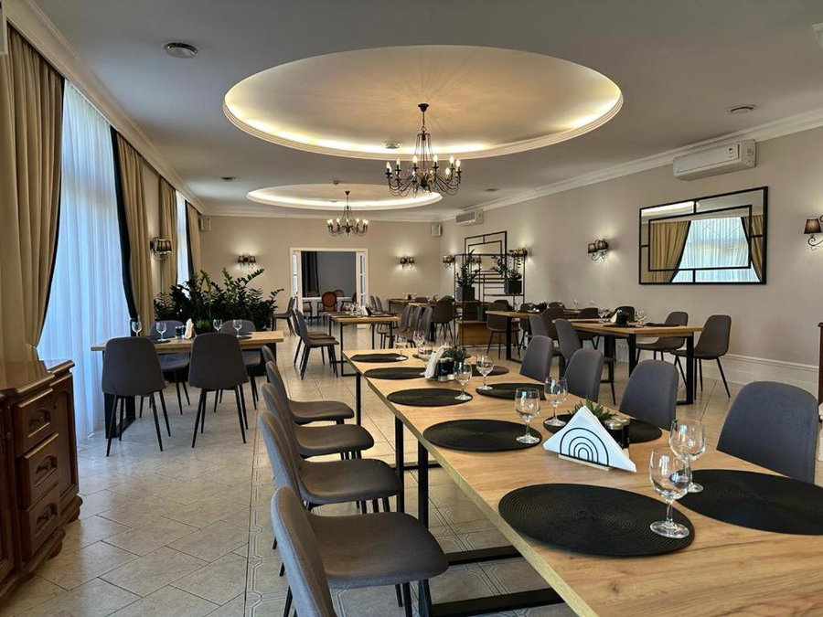 Centrum Konferencyjno-Apartamentowe Mrówka, Warsaw, Poland