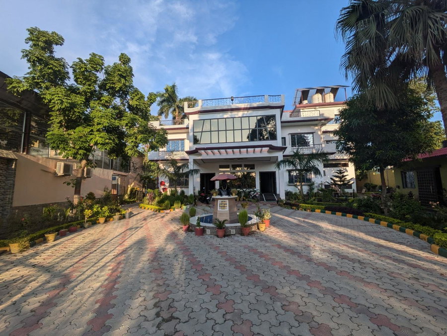 Kishori Vatika, Rāmnagar, India