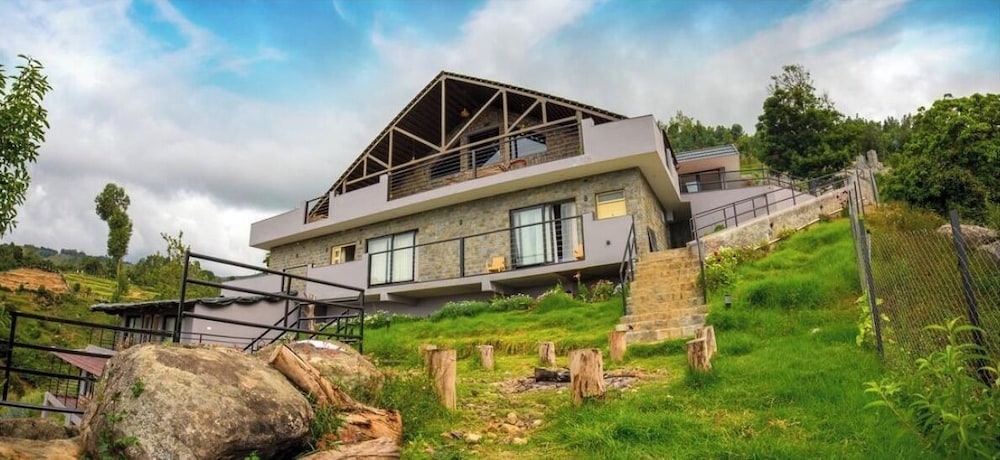 Leopardrock Wilderness Resort, India