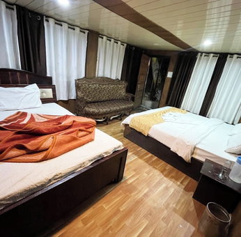 Hotel Kgn Guest House Nainital, Nainital, India