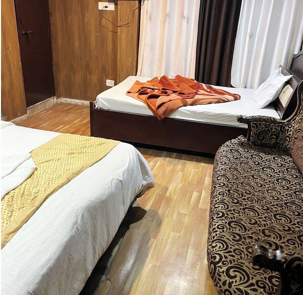 Hotel Kgn Guest House Nainital, Nainital, India