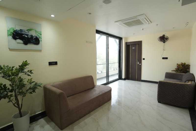 Hotel SS4 Crystals, Lucknow, India