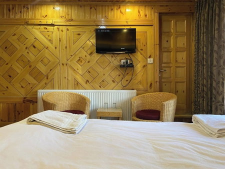 Nezer Hostel & Roof Top Cafe, Leh, India