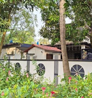 Shellys Hideout Inn, Calangute, India