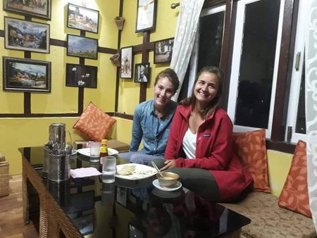 oak valley retreat homestay hostel cafe, Geyzing, India