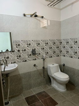 Grand view hotel, Bengaluru, India