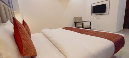 Hotel Mavens House, Gurugram, India