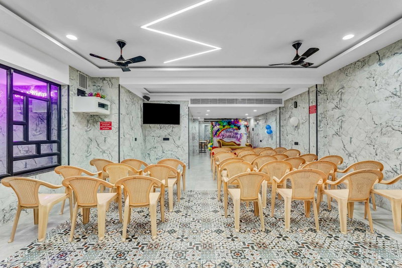 Season 4 Residences - Teynampet Near Apollo Hospital ,Balaji Dental, US Consulate, Chennai, India