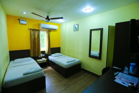 Season 4 Residences - Teynampet Near Apollo Hospital ,Balaji Dental, US Consulate, Chennai, India