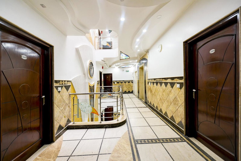 Hotel Legend International -Just a min walk from New Delhi Railway Station, New Delhi, India