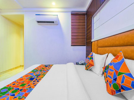 The Hotel Mohit -5 Minutes Walk From New Delhi Railway Station - Paharganj, New Delhi, India