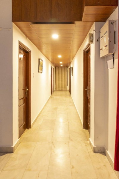 Hotel Bob's N Barley Luxury Room Best Hotel in McLeod Ganj, Dharamshala, India