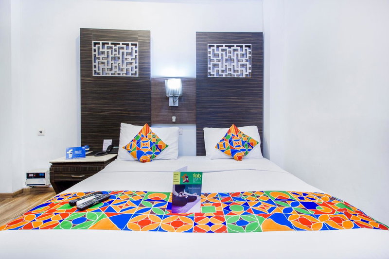 Hotel Sunstar Heights, New Delhi, India