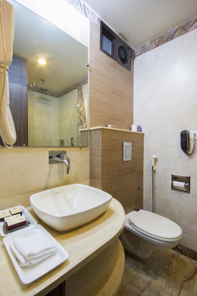 Hotel Sunstar Heights, New Delhi, India