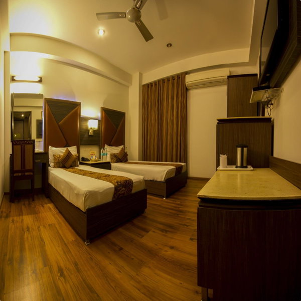 Hotel Sunstar Heights, New Delhi, India