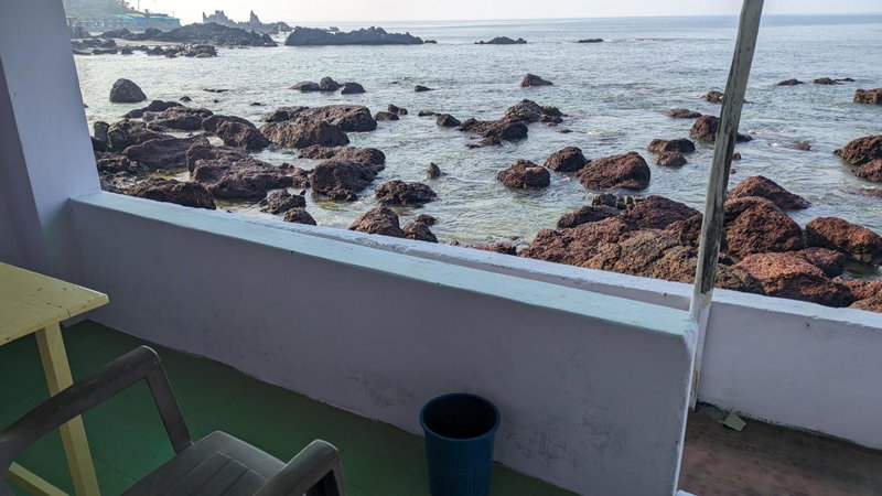 SUNNY CLIFF BEACH Stay, Arambol, India