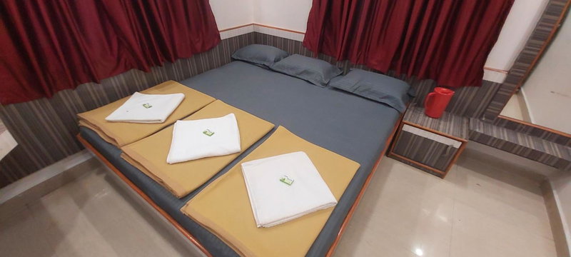 Sai Raghunandan Guest House, Shirdi, India