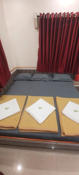 Sai Raghunandan Guest House, Shirdi, India