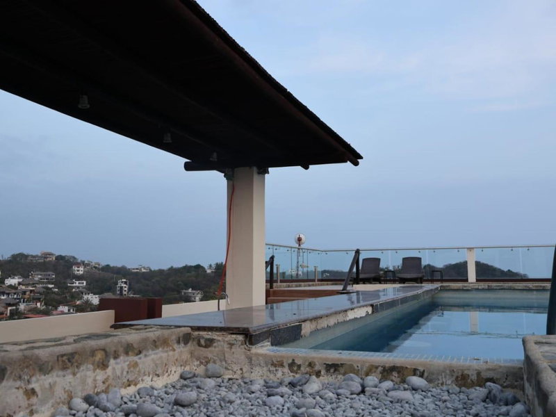 Pacific King Hotel, Cuatunalco, Mexico