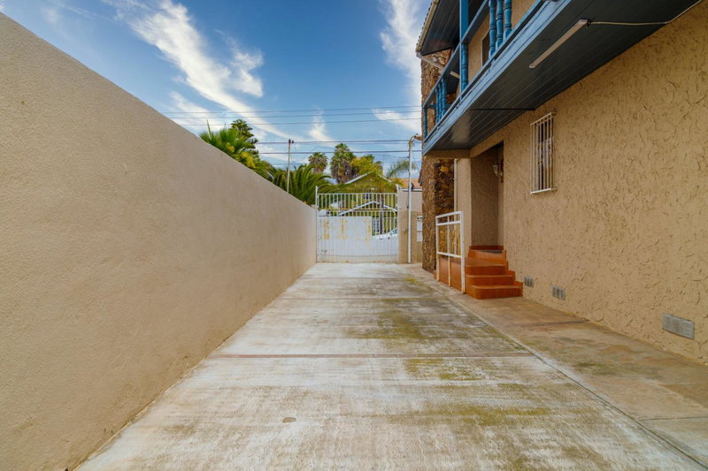 Seaside Adventure Lodging, Ensenada, Mexico