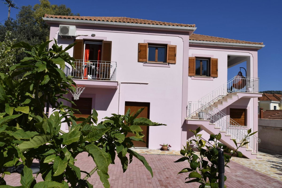 Iris Apartments Ithaca, Greece