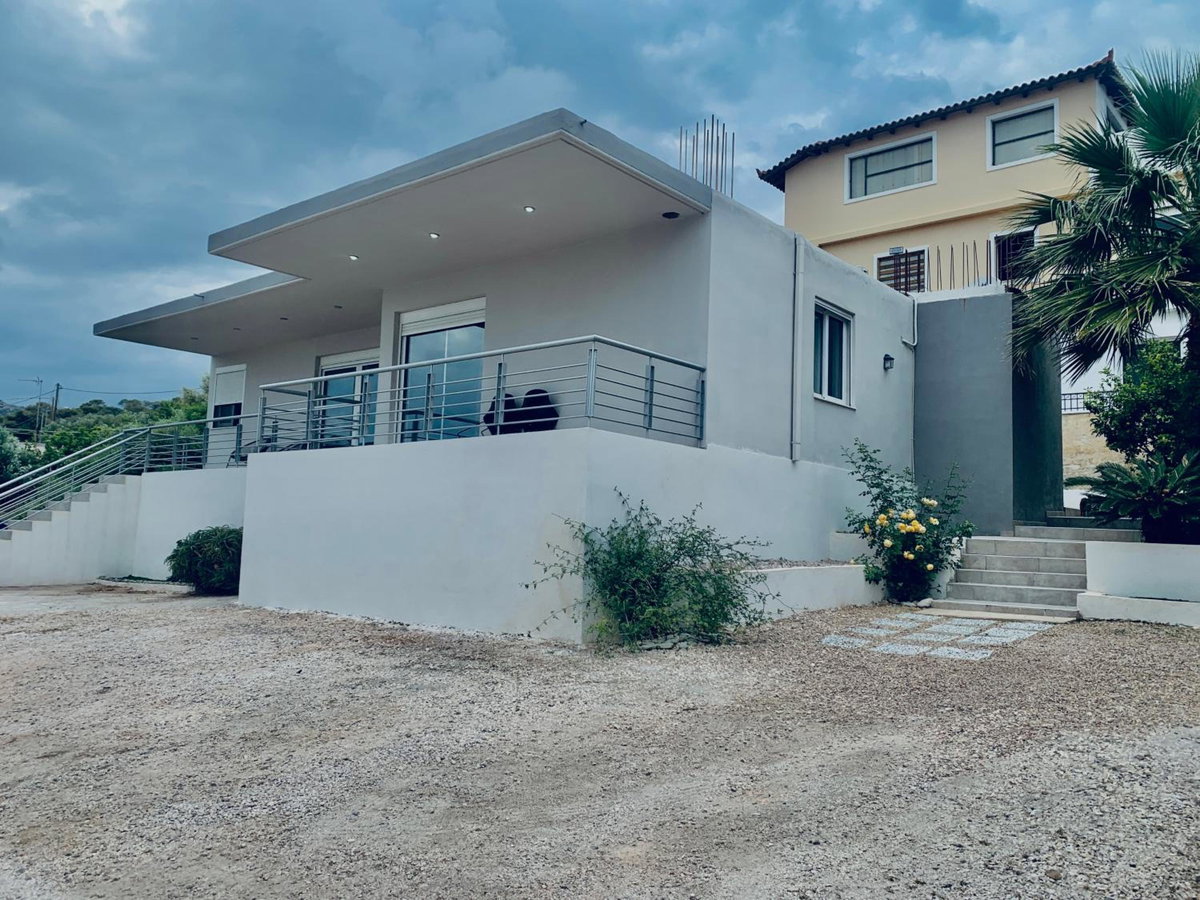 Thelfi Luxury studio in Attica - close to varkiza beach - Sea view, Greece