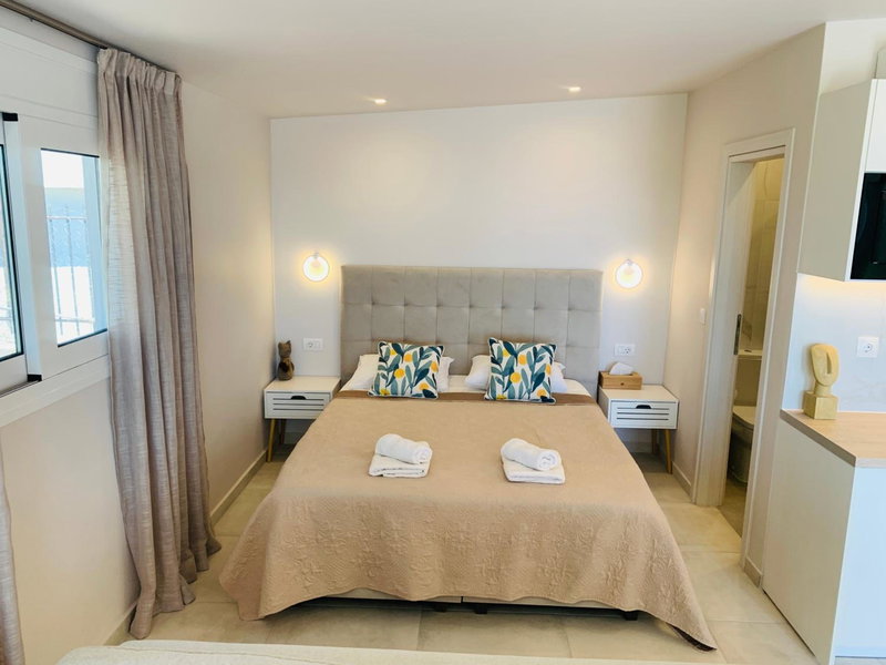 Thelfi Luxury studio in Attica - close to varkiza beach - Sea view, Vari, Greece