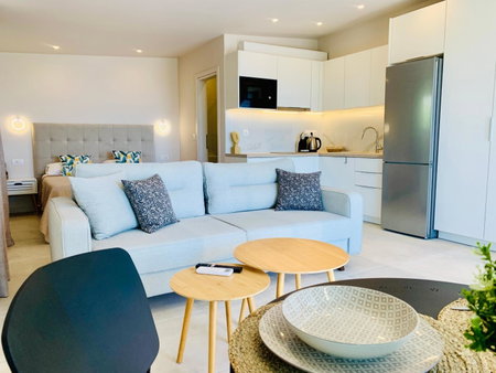 Thelfi Luxury studio in Attica - close to varkiza beach - Sea view, Vari, Greece
