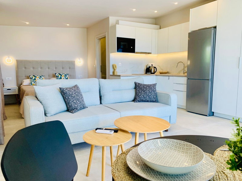 Thelfi Luxury studio in Attica - close to varkiza beach - Sea view, Vari, Greece