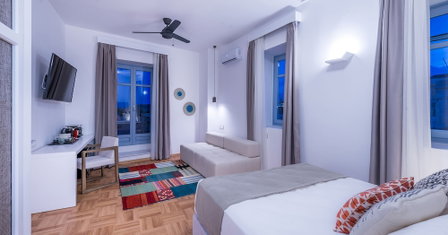 Shapes Luxury Suites, Syros, Greece