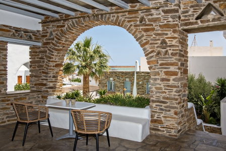 Onar Hotel and Suites, Tinos, Greece