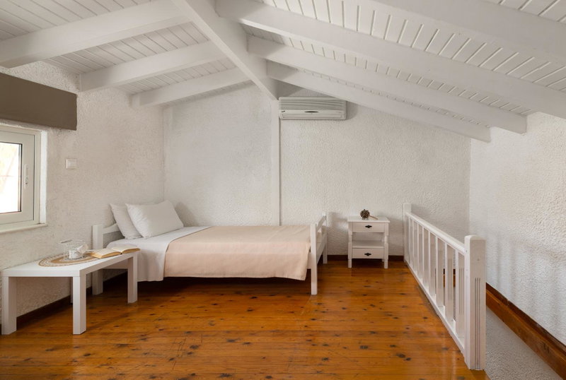 Elefteria Apts & Suites, Kolimbia, Greece