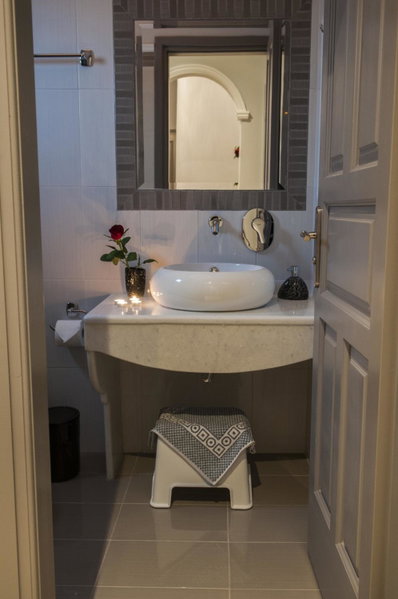 Polydefkis Hotel, Kamari, Greece