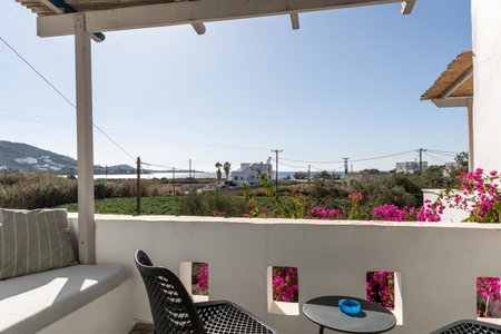 Helios Beach Studios, Plaka, Greece