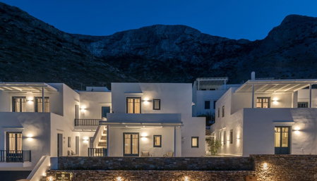 Sifnos House - Rooms and SPA, Kamarai, Greece