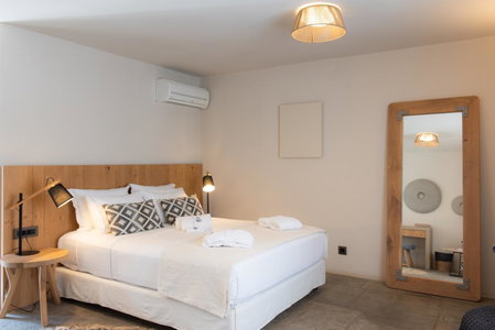 Sifnos House - Rooms and SPA, Kamarai, Greece
