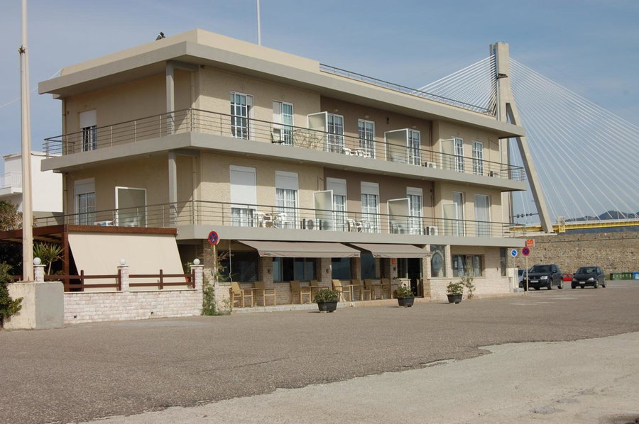 Hotel Antirriο, Antirrio, Greece