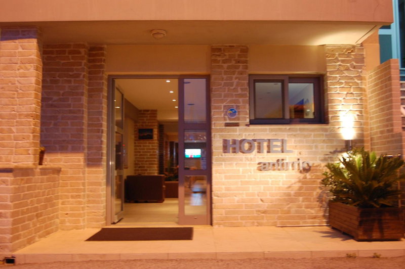 Hotel Antirriο, Antirrio, Greece