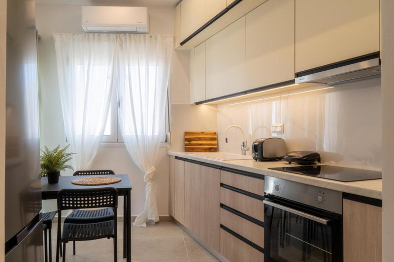 Pananos Sq. House II, Heraklion, Greece