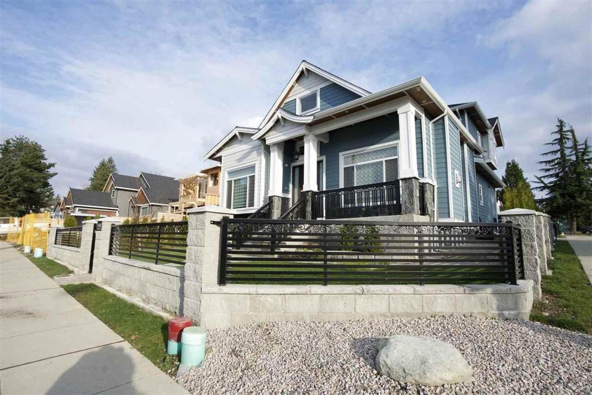 Kim's Place, Canada