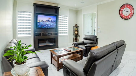 Kim's Place, Surrey, Canada