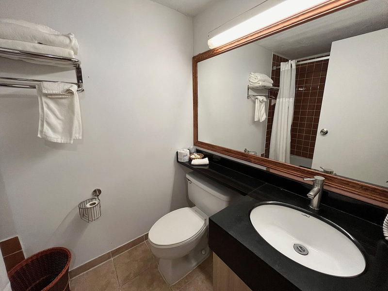 Hotel Cowansville, Cowansville, Canada