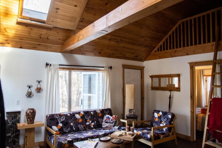 Myers Cave Resort, Cloyne, Canada